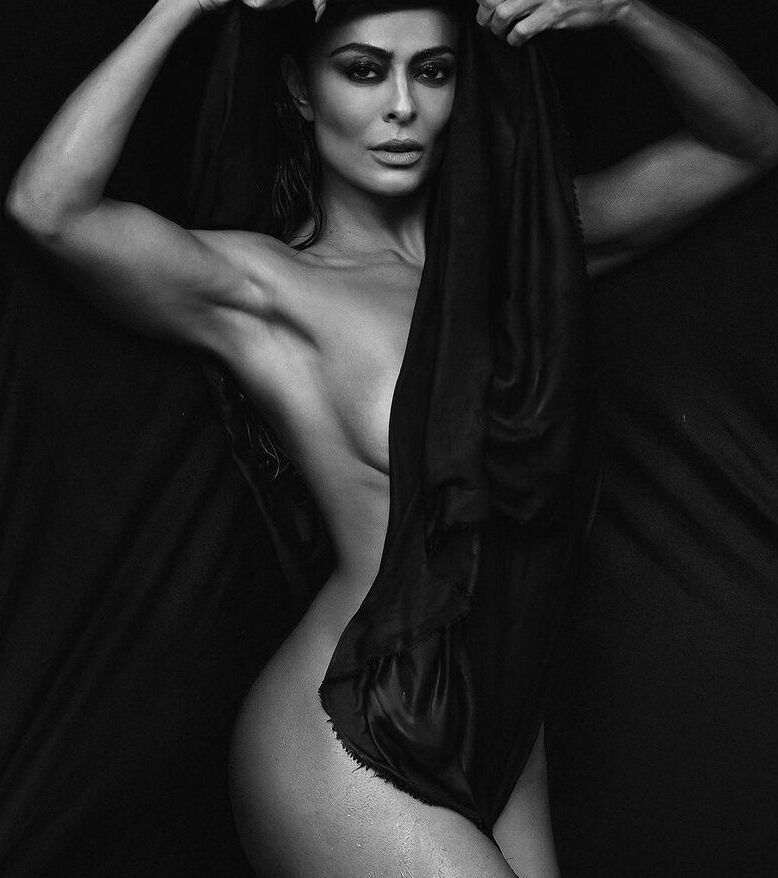 Juliana Paes nude