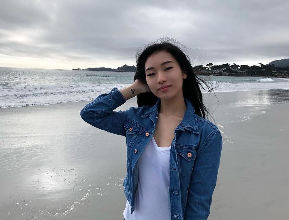 Bambei nude