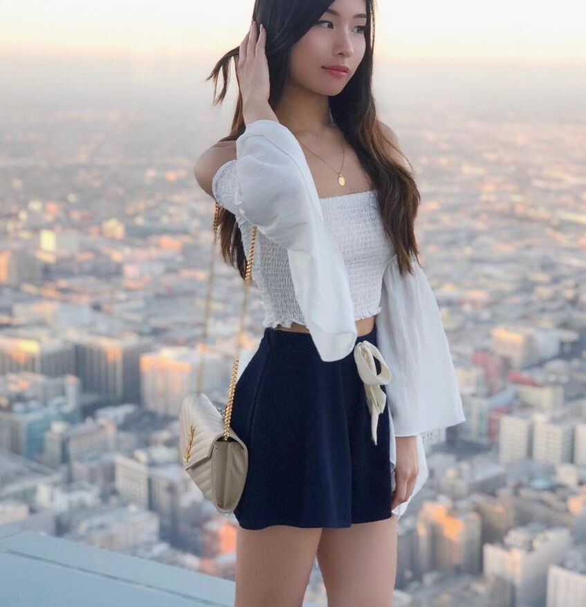 Bambei nude