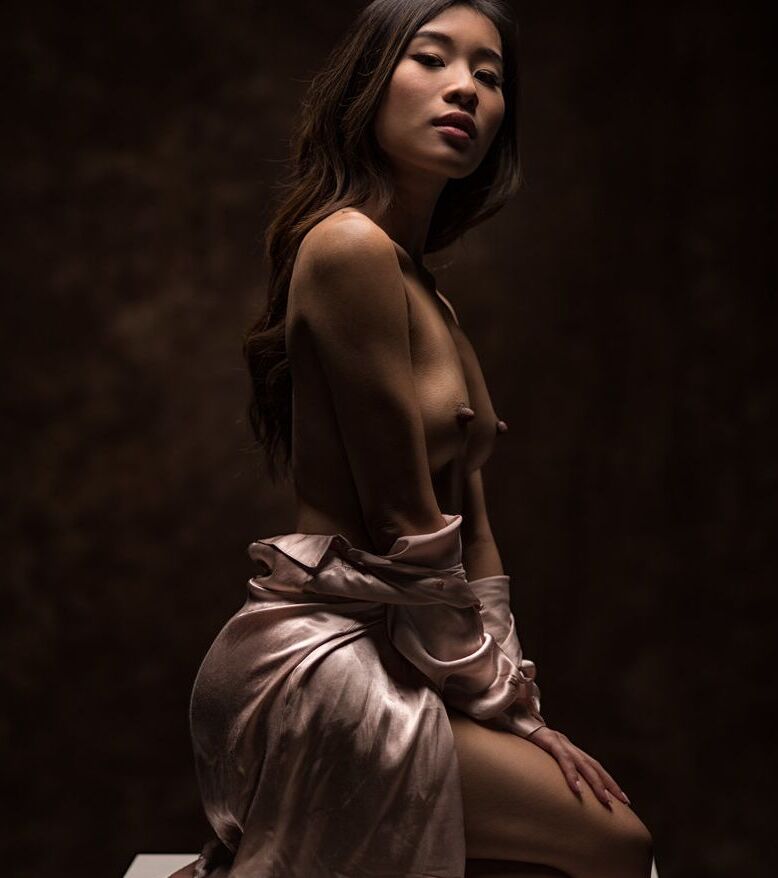 Bambei nude
