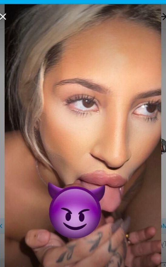 Gxddessbby nude
