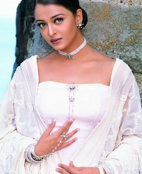 Aishwarya Rai nude