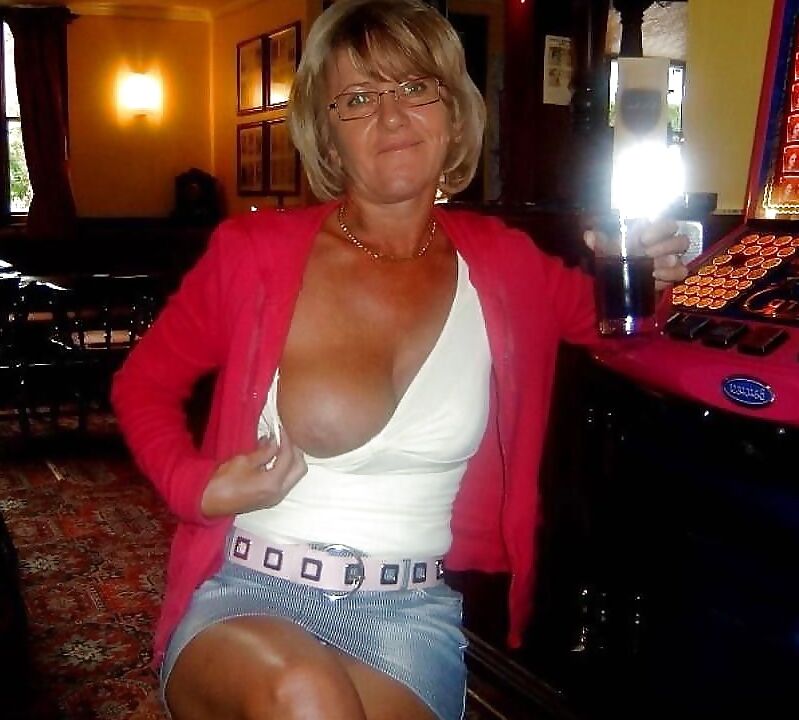 She Has Only One Breast Out