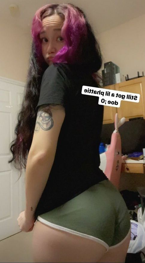 Yuricosplayer nude