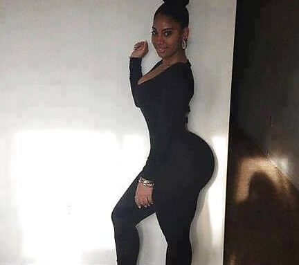 GODDESS sized thick booty