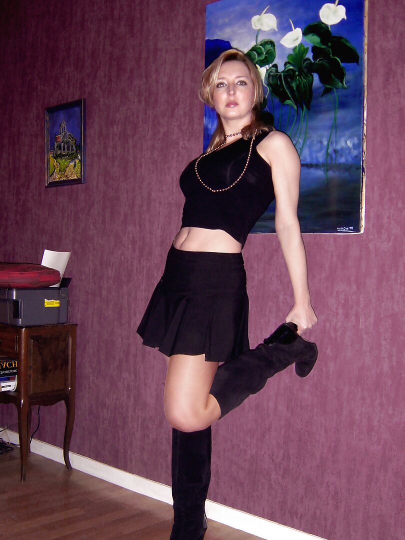 Mega rothaarige geile Nylon-MILF - Part