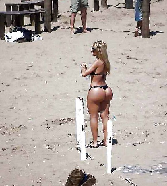 GODDESS sized thick booty