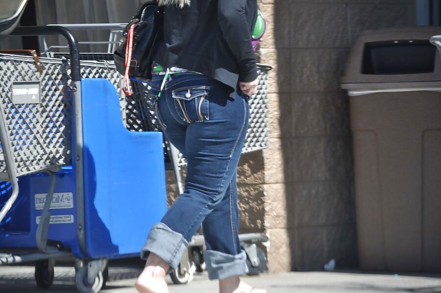 Chubby Blond Tween Tight Jeans