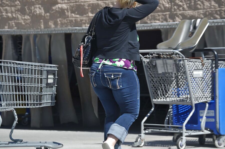 Chubby Blond Tween Tight Jeans