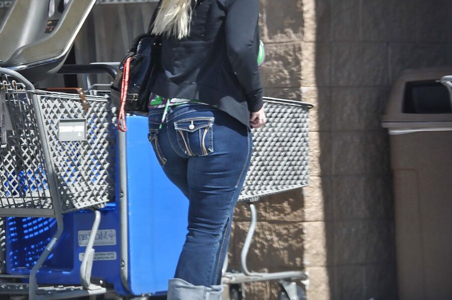 Chubby Blond Tween Tight Jeans
