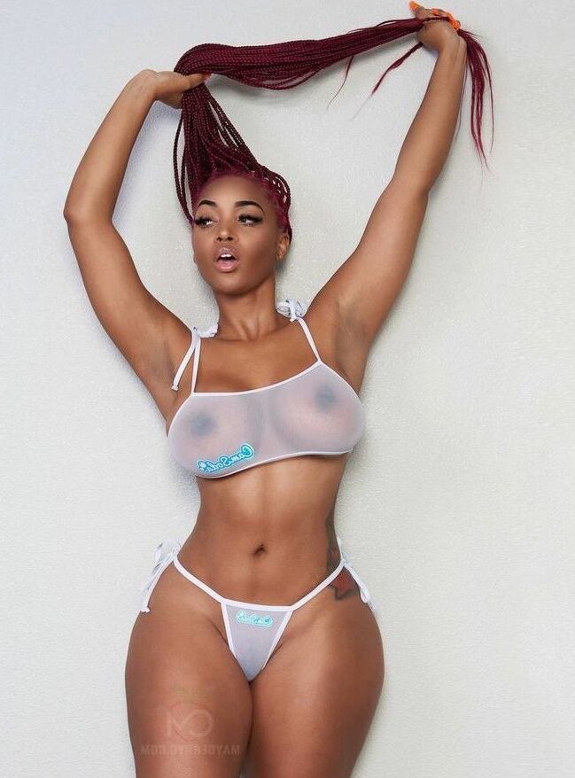 Mayberrychynna nude