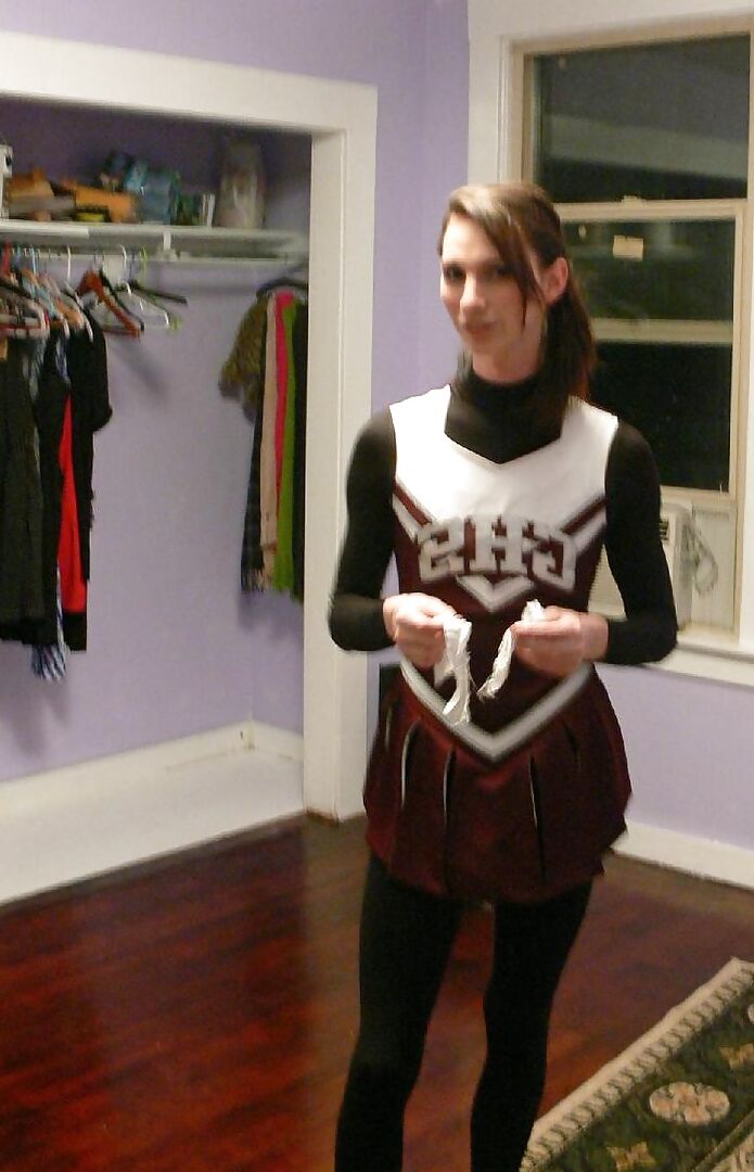 Vysl- Amateur Crossdresser-Sissy