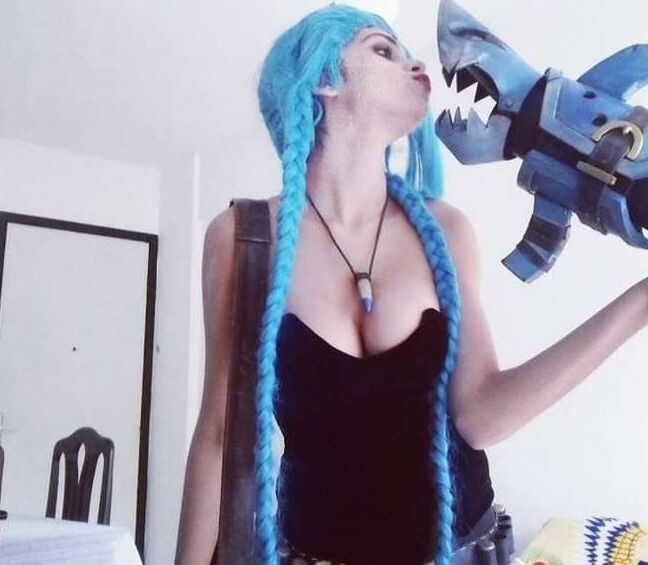 Kami Cosplayer nude