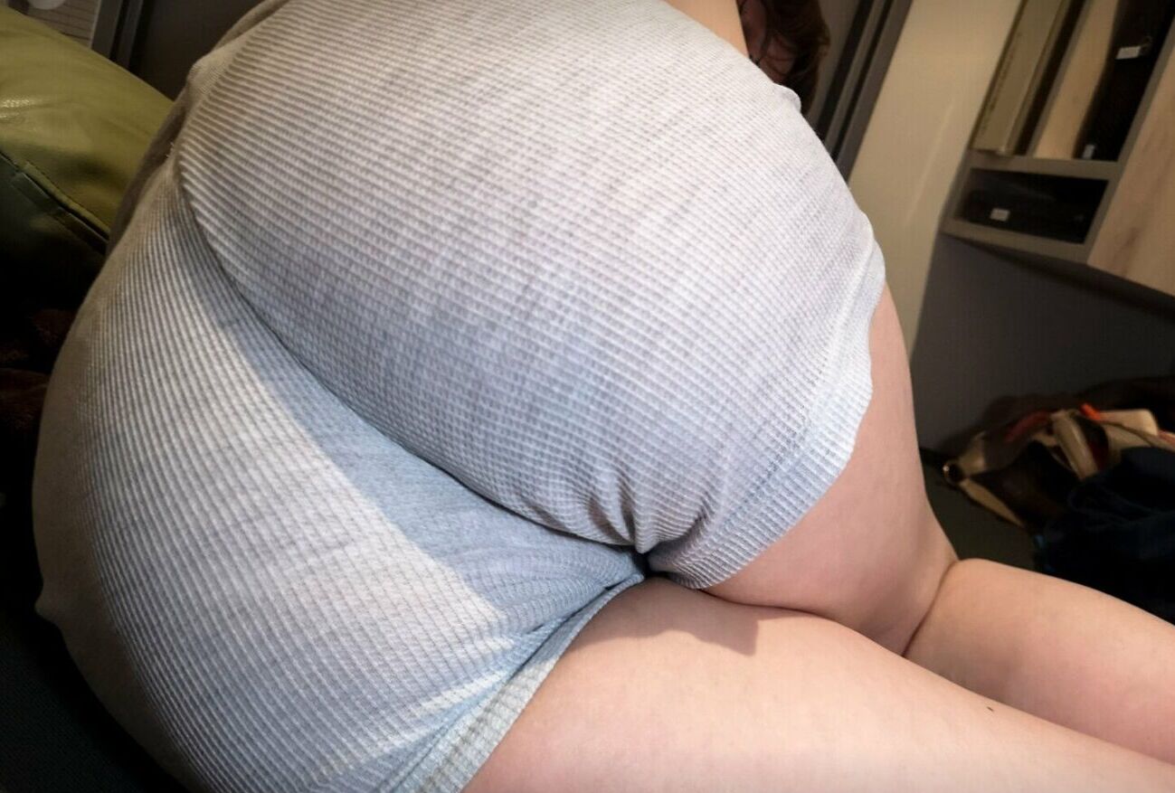 Moremore nude