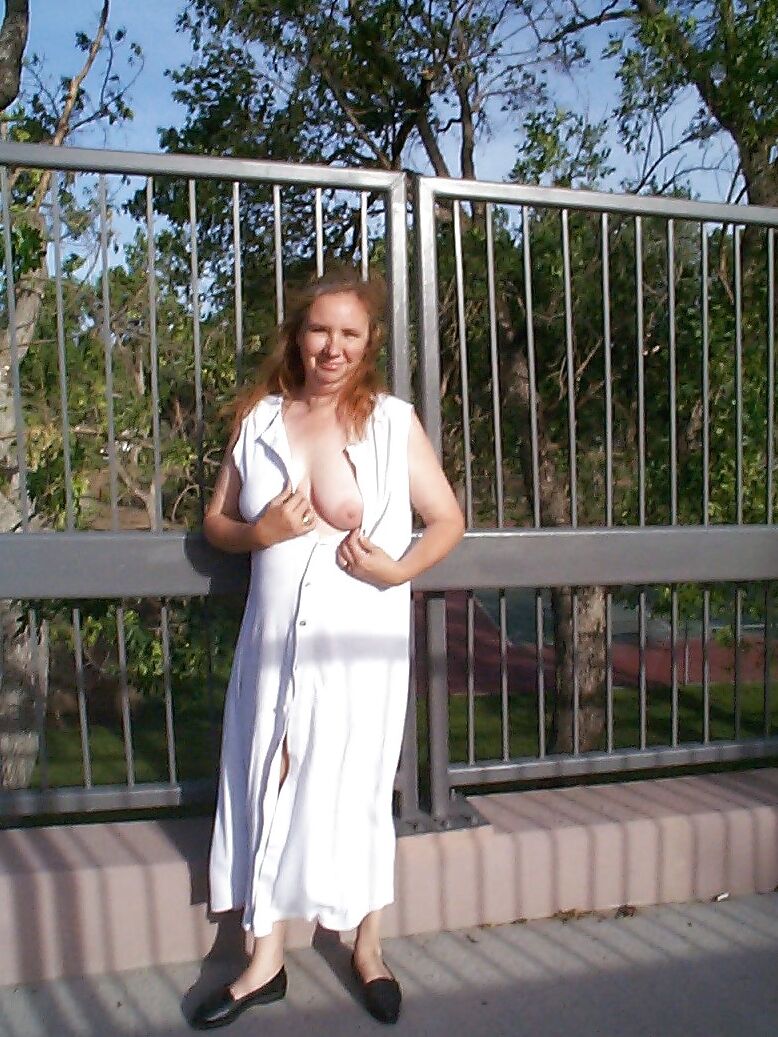Hairy Pussy Exposed in Public Park