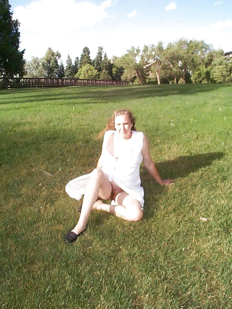 Hairy Pussy Exposed in Public Park