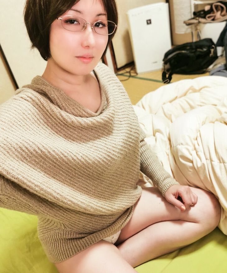 Moremore nude