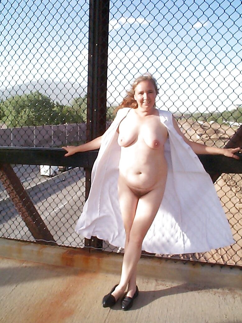 Hairy Pussy Exposed in Public Park