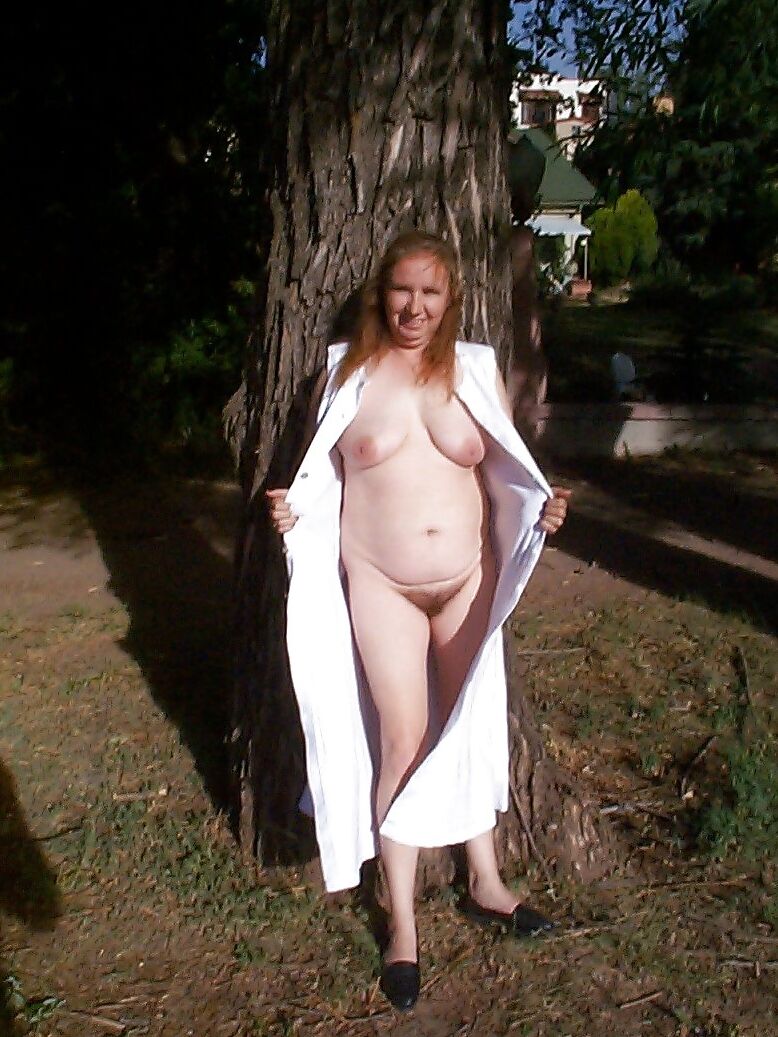 Hairy Pussy Exposed in Public Park