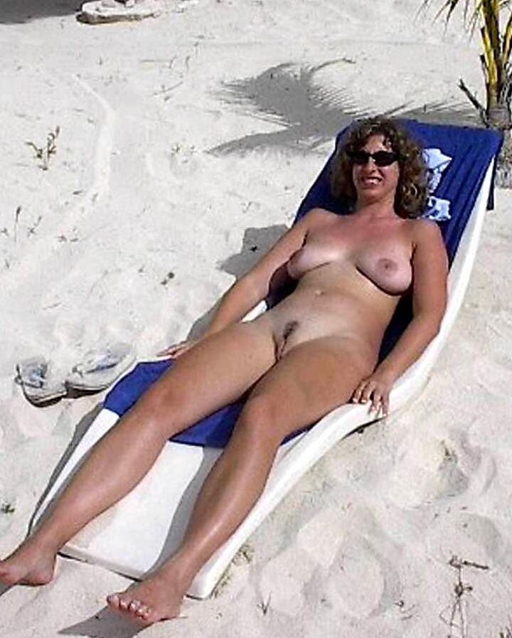 GILFS AND MOMS