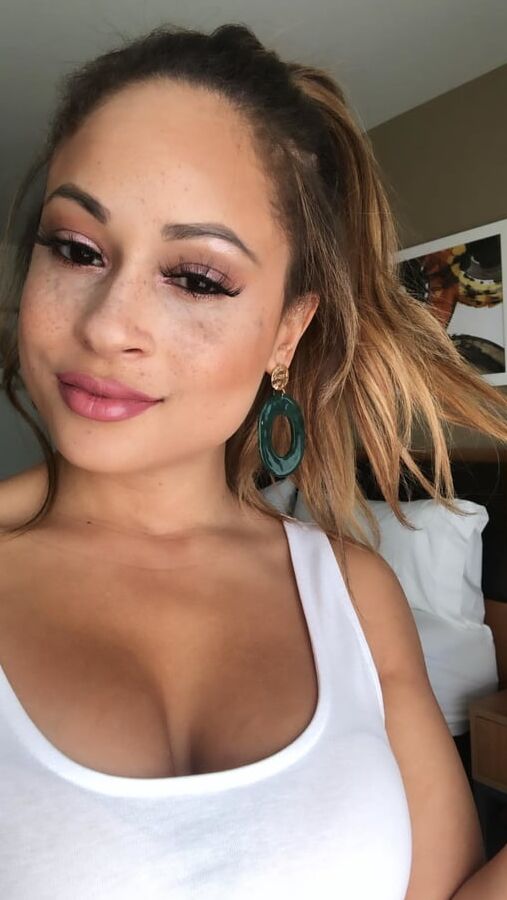 Kayla Braxton
