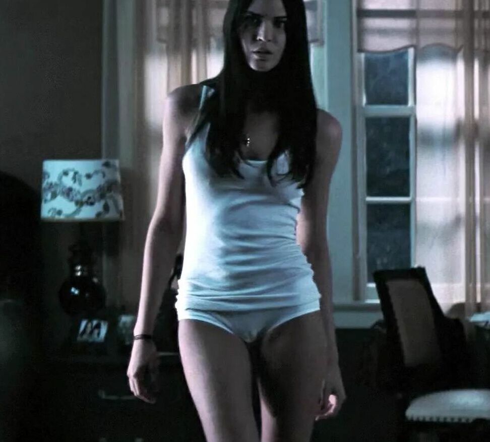 Odette Annable nude