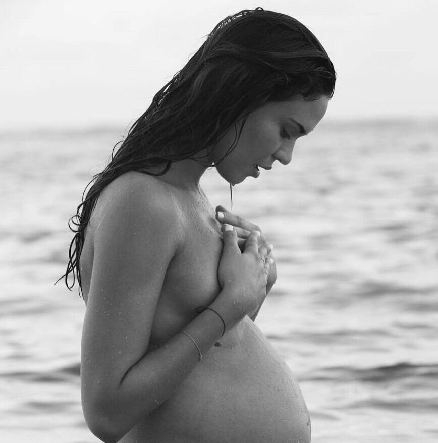 Odette Annable nude