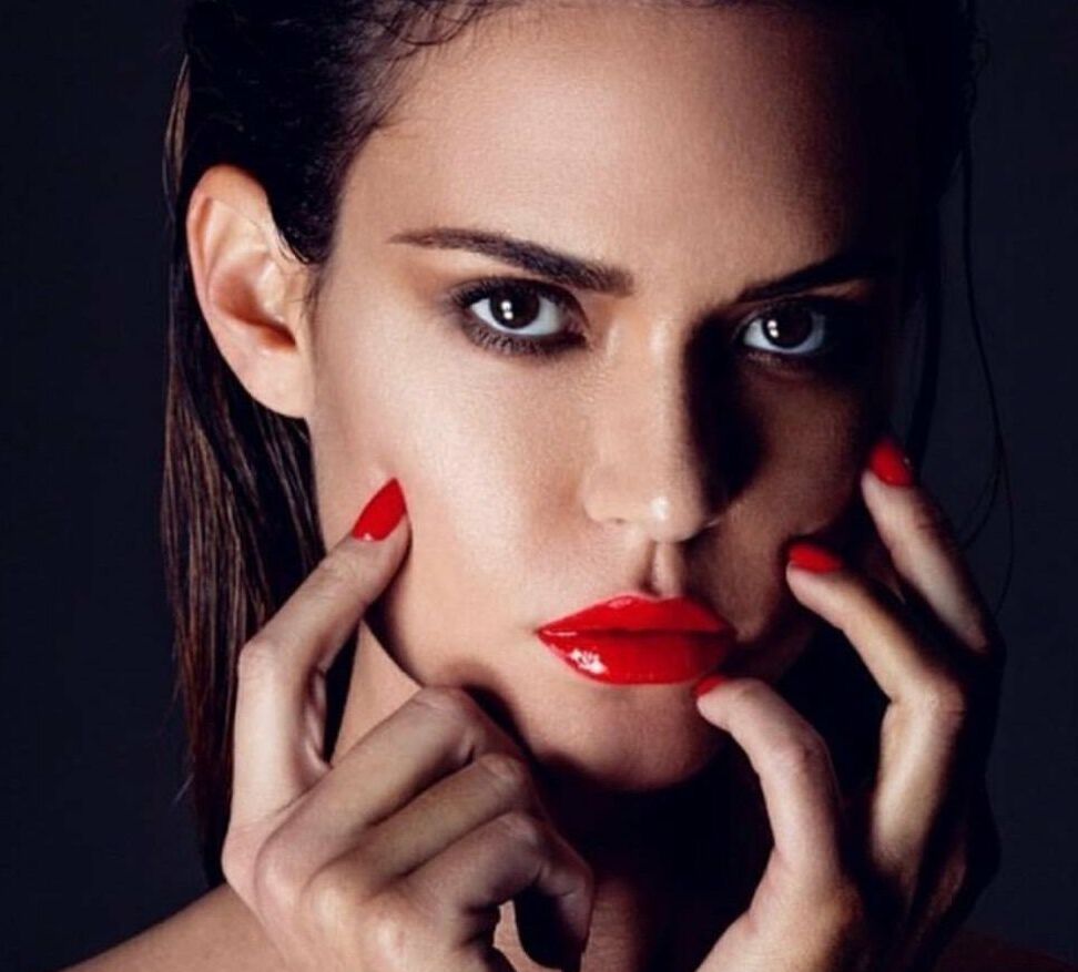 Odette Annable nude