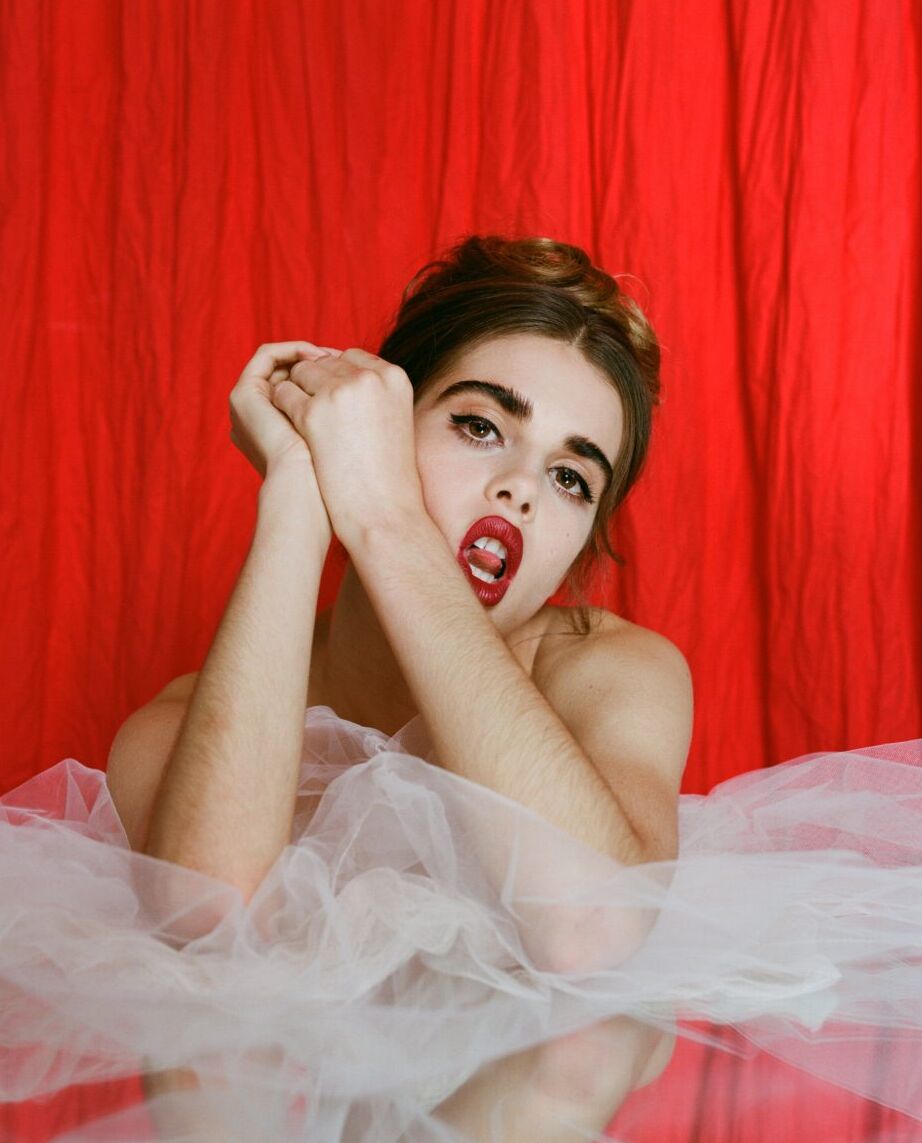 Zoi Mantzakanis Nude
