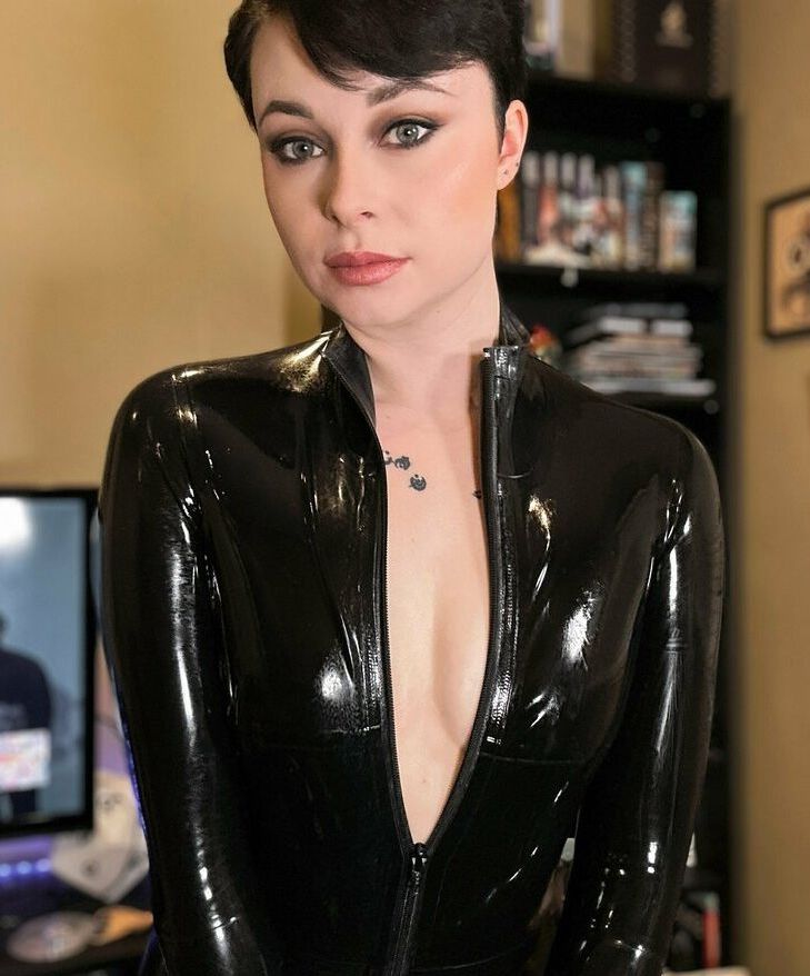 Harlihero nude