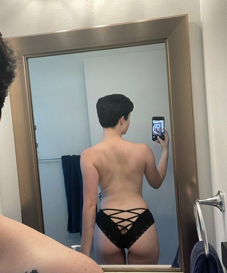 Harlihero nude