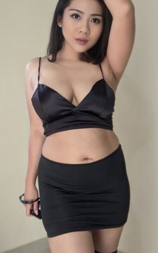 Maya Mustika nude