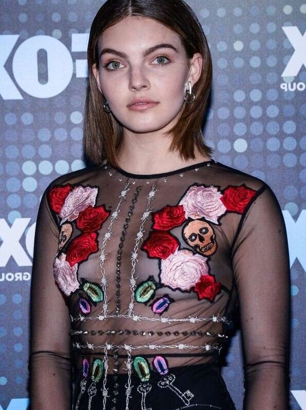 Camren Bicondova nude