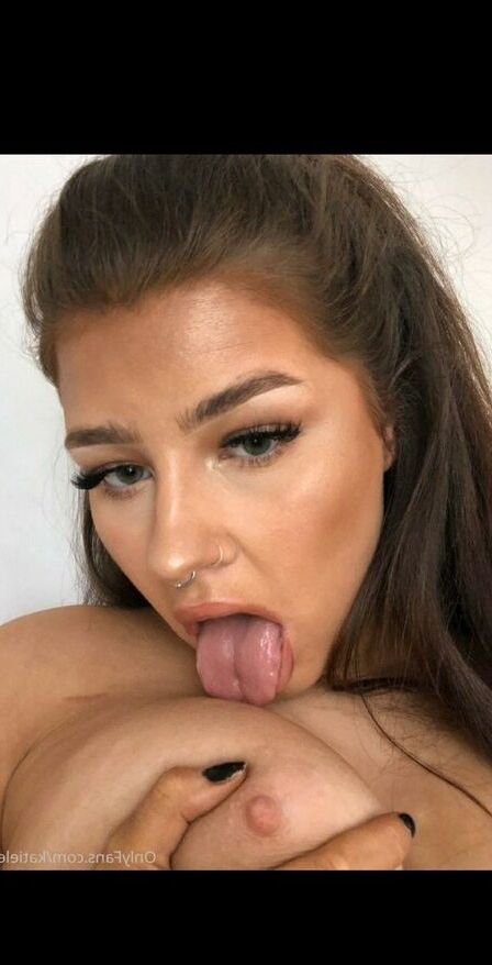 Katie Leigh nude