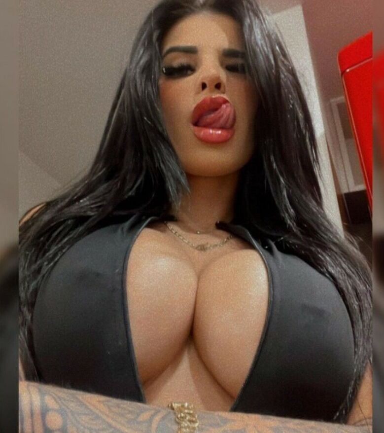 Trinidad Nucera nude
