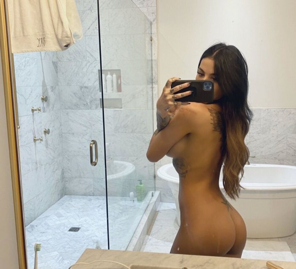 Zahra Schreiber nude