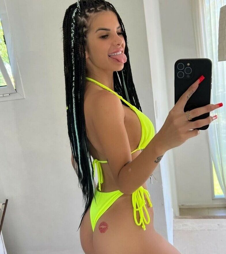 Trinidad Nucera nude