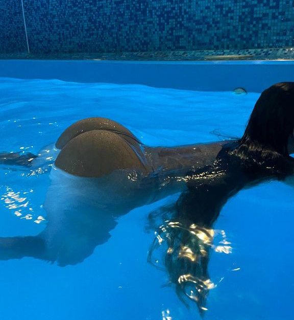 Maytiyn nude