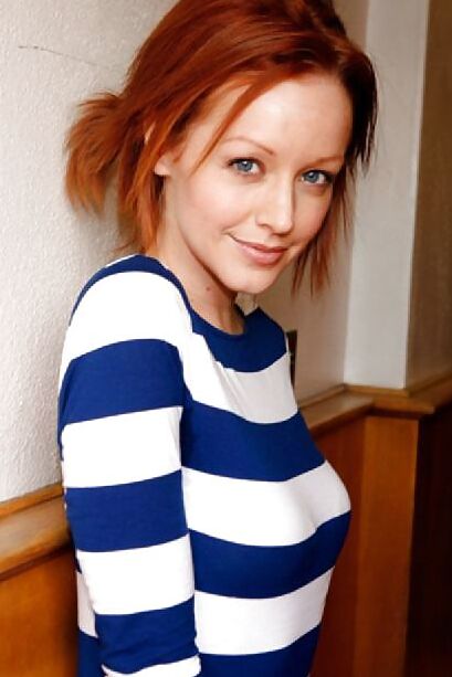 Celeb Cum Targets : Lindy Booth