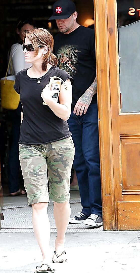 Celeb oops and upskirts By twistedworlds
