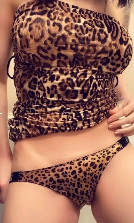 Velvet Sky nude