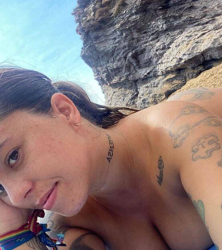 Claudianoche nude