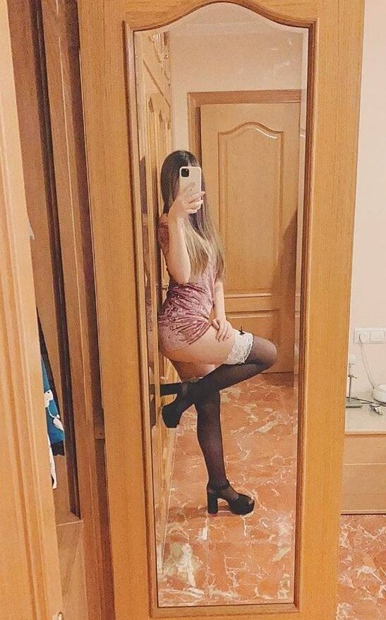 Lorena Lawliet nude