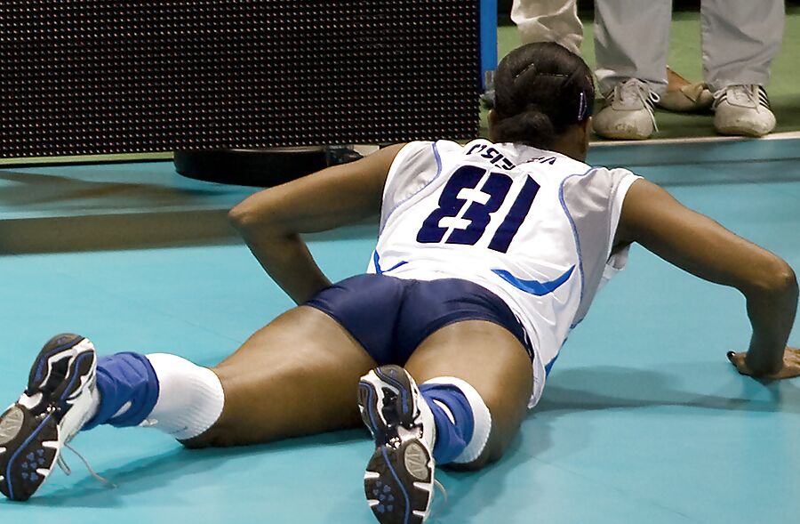 Hot Volleyball