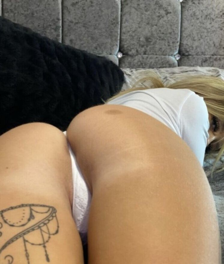 Littlemissblond nude