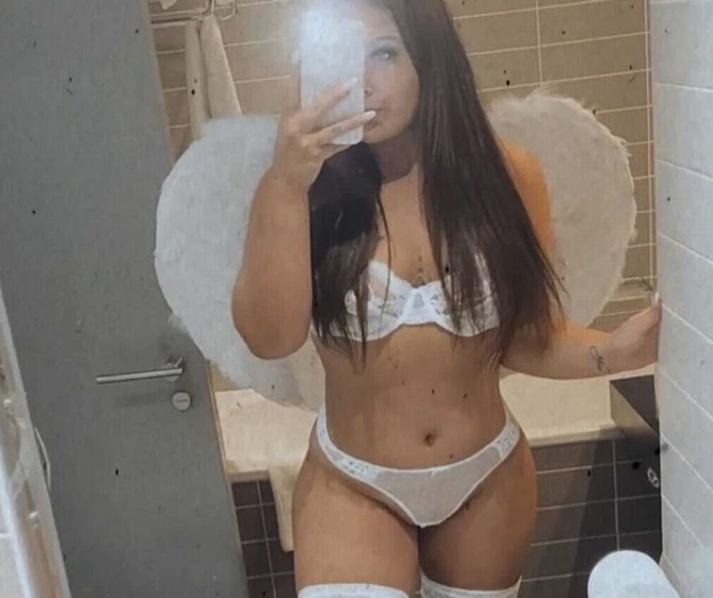 Littlemissblond nude