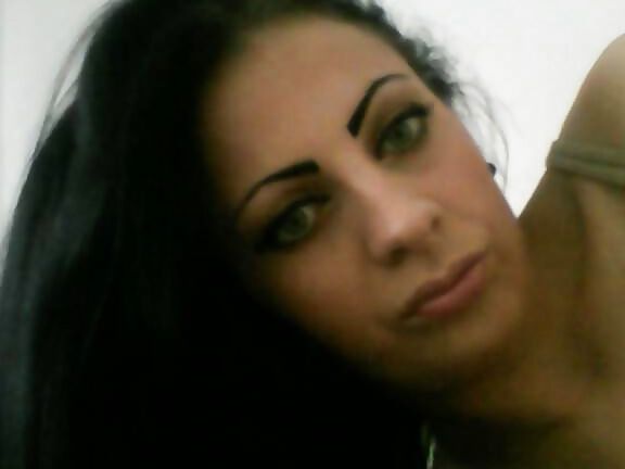 Adda, italienne, la grande soeur de Kyllah