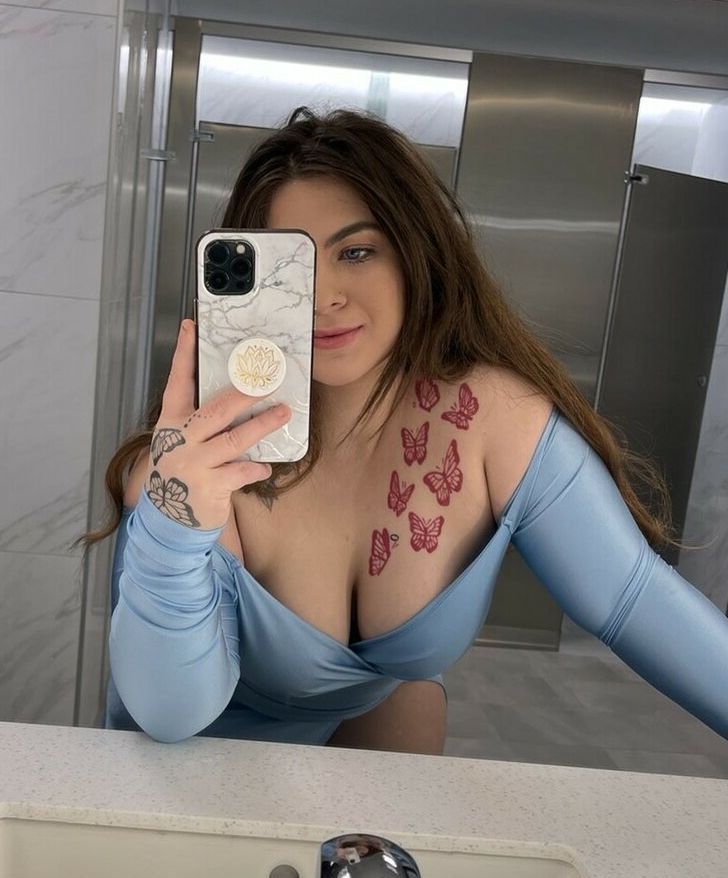 Hashemi Sisters nude