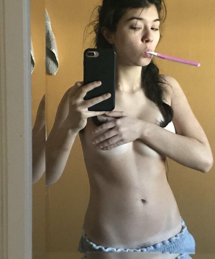 Brei_elle nude
