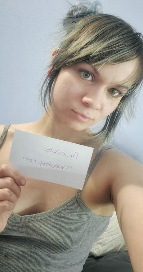 Ari.caks nude